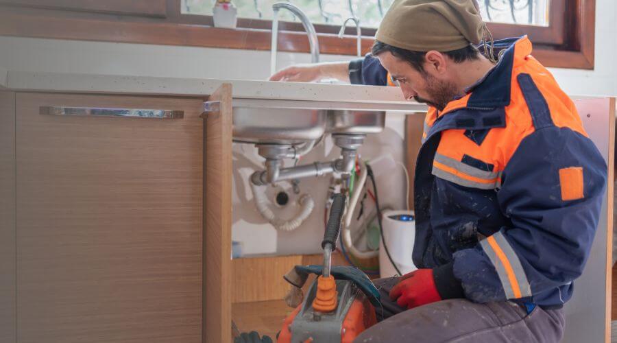 Expert burst pipe repair services in Andrews Air Force Base, MD